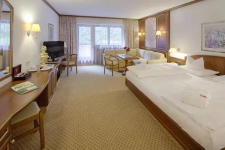 VALARA Alpine Art - 1