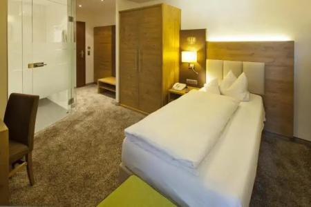 VALARA Alpine Art - 32