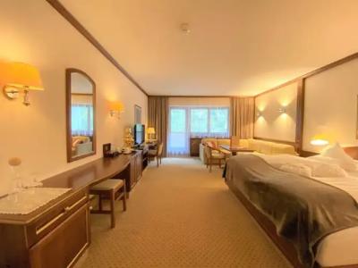 VALARA Alpine Art - 67