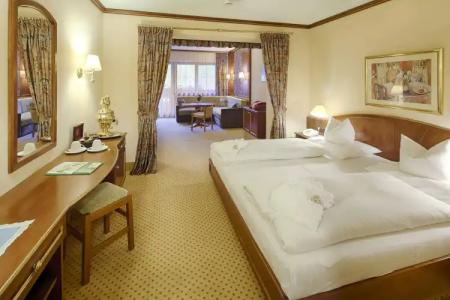 VALARA Alpine Art - 4