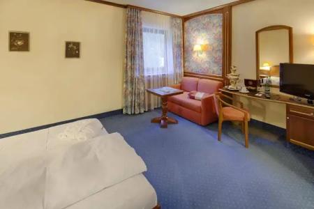 VALARA Alpine Art - 5