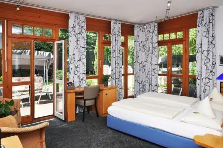 Villa Waldperlach by Blattl - 74