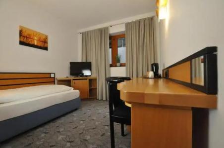 Villa Waldperlach by Blattl - 46