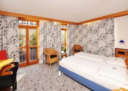 Villa Waldperlach by Blattl - 69