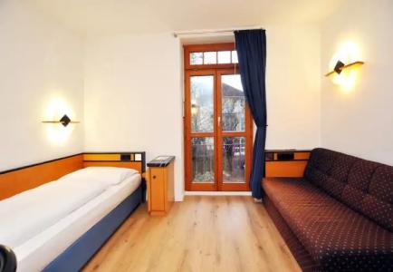 Villa Waldperlach by Blattl - 85