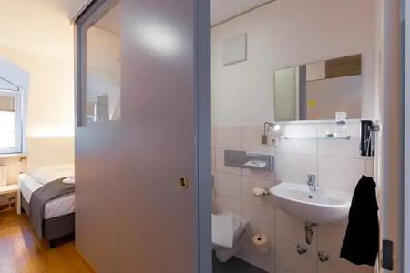 mk | münchen max weber platz - 18