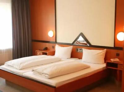 Senator München - 21