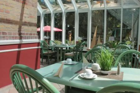 Schlösschen Sundische Wiese - 44