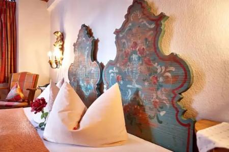 Alpenrose Traditionsgasthof Mittenwald - 4