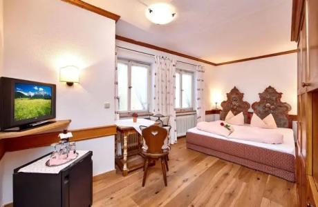 Alpenrose Traditionsgasthof Mittenwald - 5