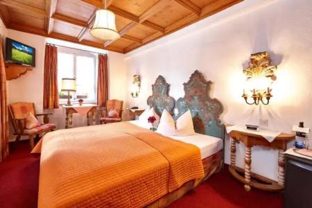 Alpenrose Traditionsgasthof Mittenwald - 21