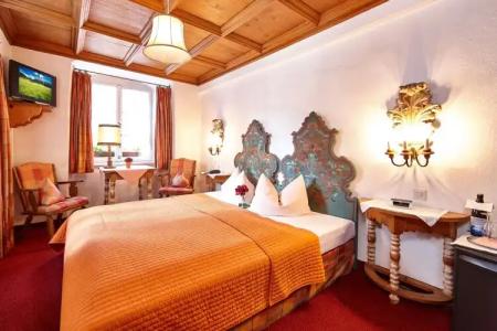 Alpenrose Traditionsgasthof Mittenwald - 2