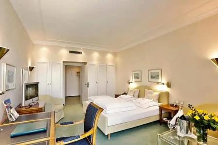 Bayerischer Hof - 31