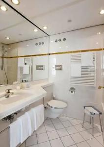 Bayerischer Hof - 25