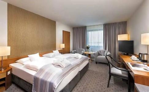Maritim Airport Hannover - 54