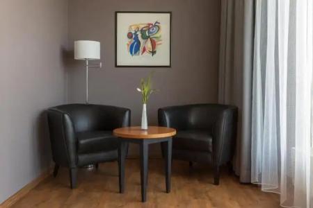 PLAZA Premium Köln - 40