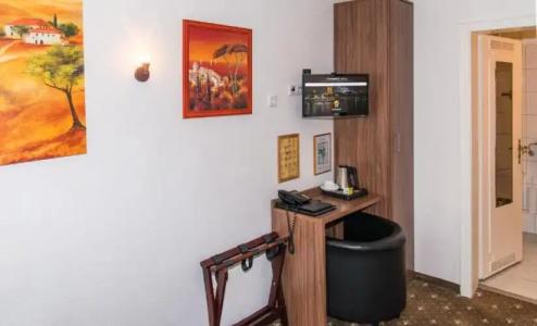 Und Restaurant Löwenbräu Köln - 18