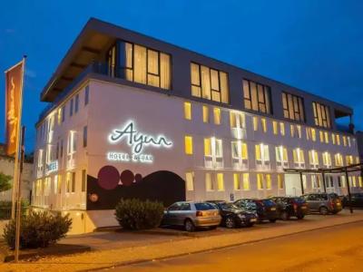 Ayun by Centro Comfort - 100