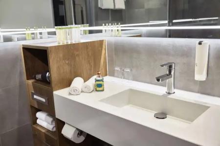 Lindner Cologne City Plaza, part of JdV by Hyatt - 7