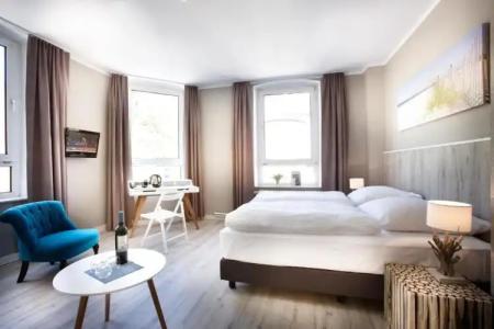Liegeplatz 13 Kiel by Premiere Classe - 19