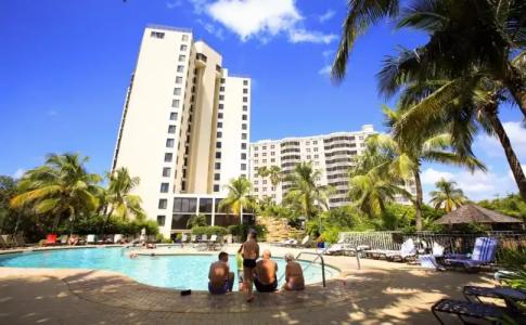 Pointe Estero Beach Resort - 16