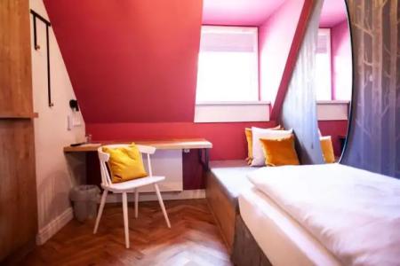 Bayerischer Hof - 18