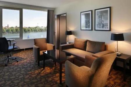 Courtyard by Marriott Hannover Maschsee - 73