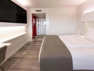 DORMERO Hannover - 108