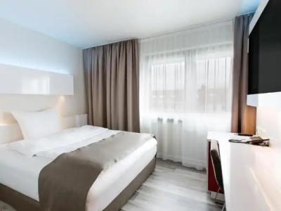 DORMERO Hannover - 103
