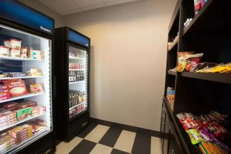 Holiday Inn OKLAHOMA CITY AIRPORT by IHG - 11