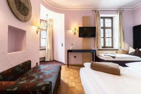 Villa Fantasia Budget Boutique - 19