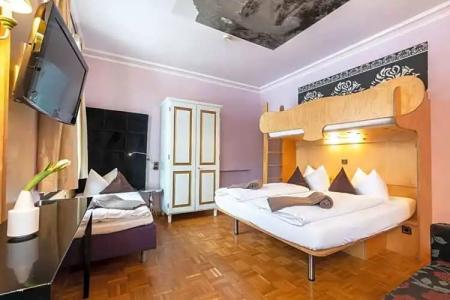 Villa Fantasia Budget Boutique - 29