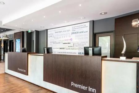 Premier Inn Essen City Limbecker Platz - 1