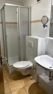 Bayerischer Hof - 26