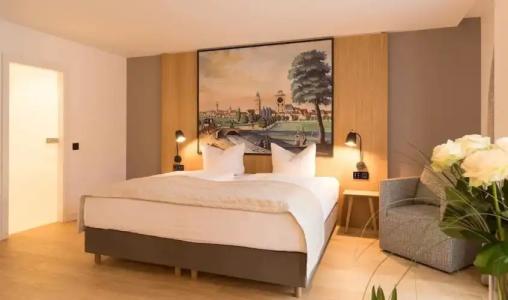 Bayerischer Hof - 61