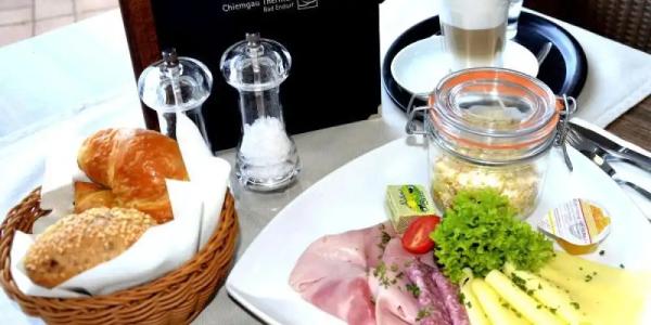 Ströbinger Hof - Therme Wellness Resort - 7