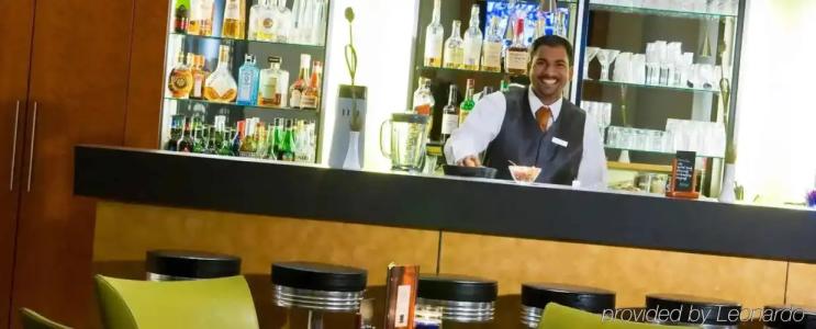 Novotel Duesseldorf City West - 23