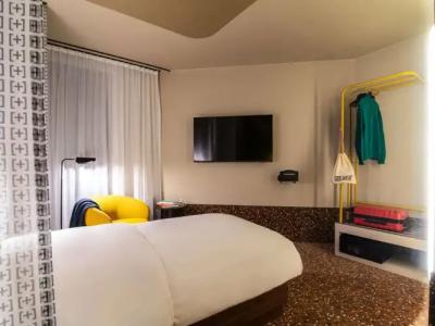 Tribe Duesseldorf - 2