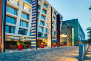 Radisson Blu Media Harbour Hotel, Düsseldorf, Dusseldorf