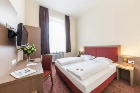 Novum Maxim Düsseldorf City - 26