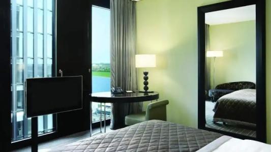 Hyatt Regency Düsseldorf - 43