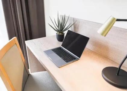 Garner Dusseldorf - Main Station by IHG - 45