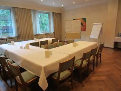 Gildenhof An Den Westfalenhallen - 10