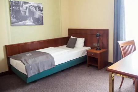 Specht by Trotmannia - 30