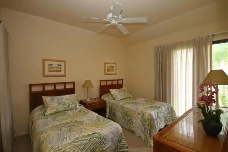 Hilton Garden Inn Kauai Wailua Bay, HI - 4