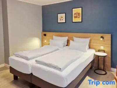 Garner BOCHUM by IHG - 73