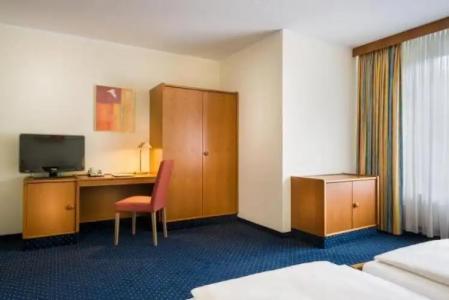 Garner BOCHUM by IHG - 68