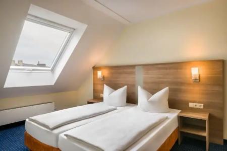 Garner BOCHUM by IHG - 198