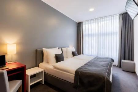 Garner BERLIN - GENDARMENMARKT by IHG - 35