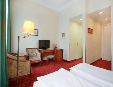 Acom-Berlin Kurfürstendamm - 4